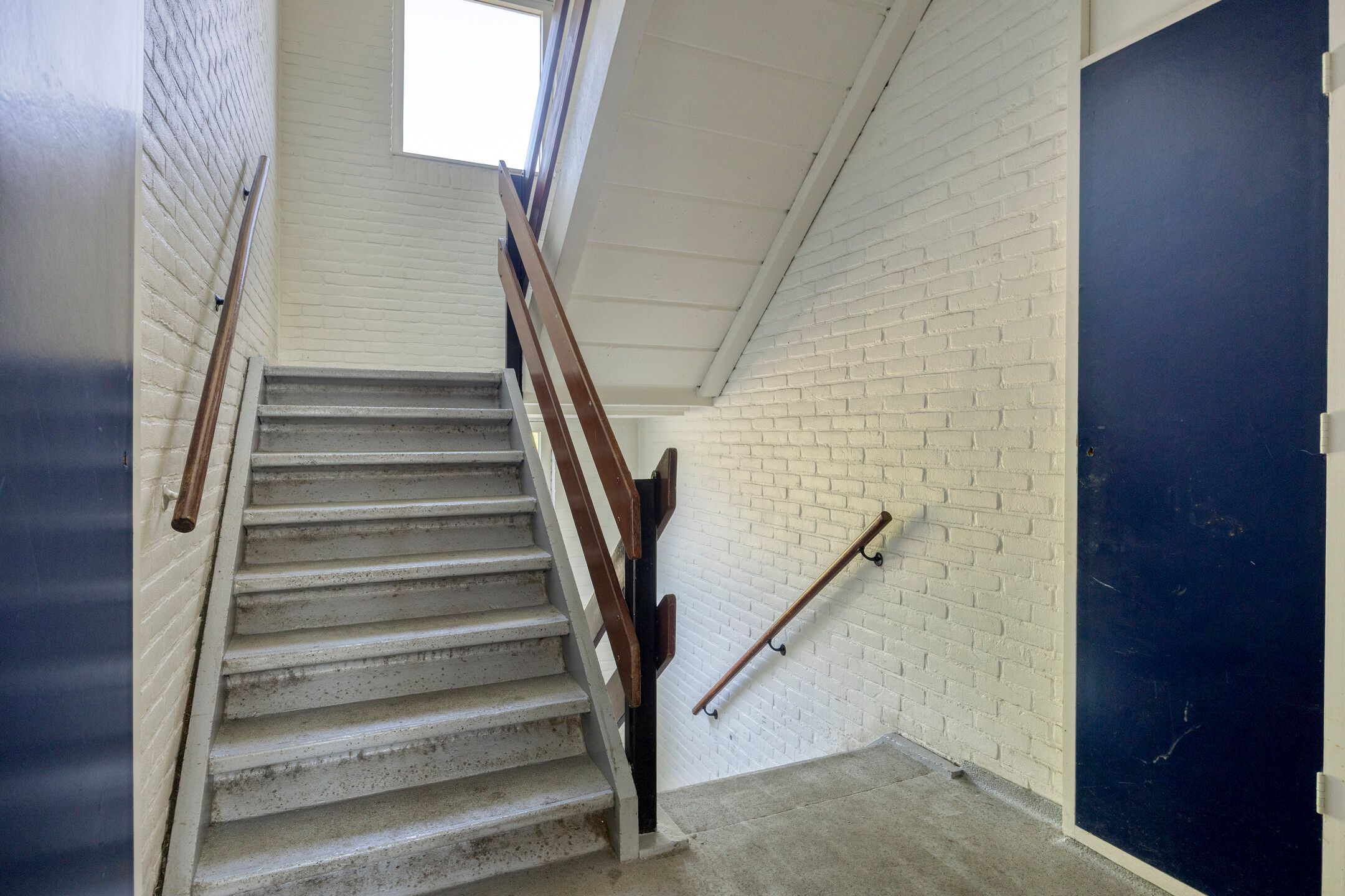 Photo 12 of Haringvlietstraat 78