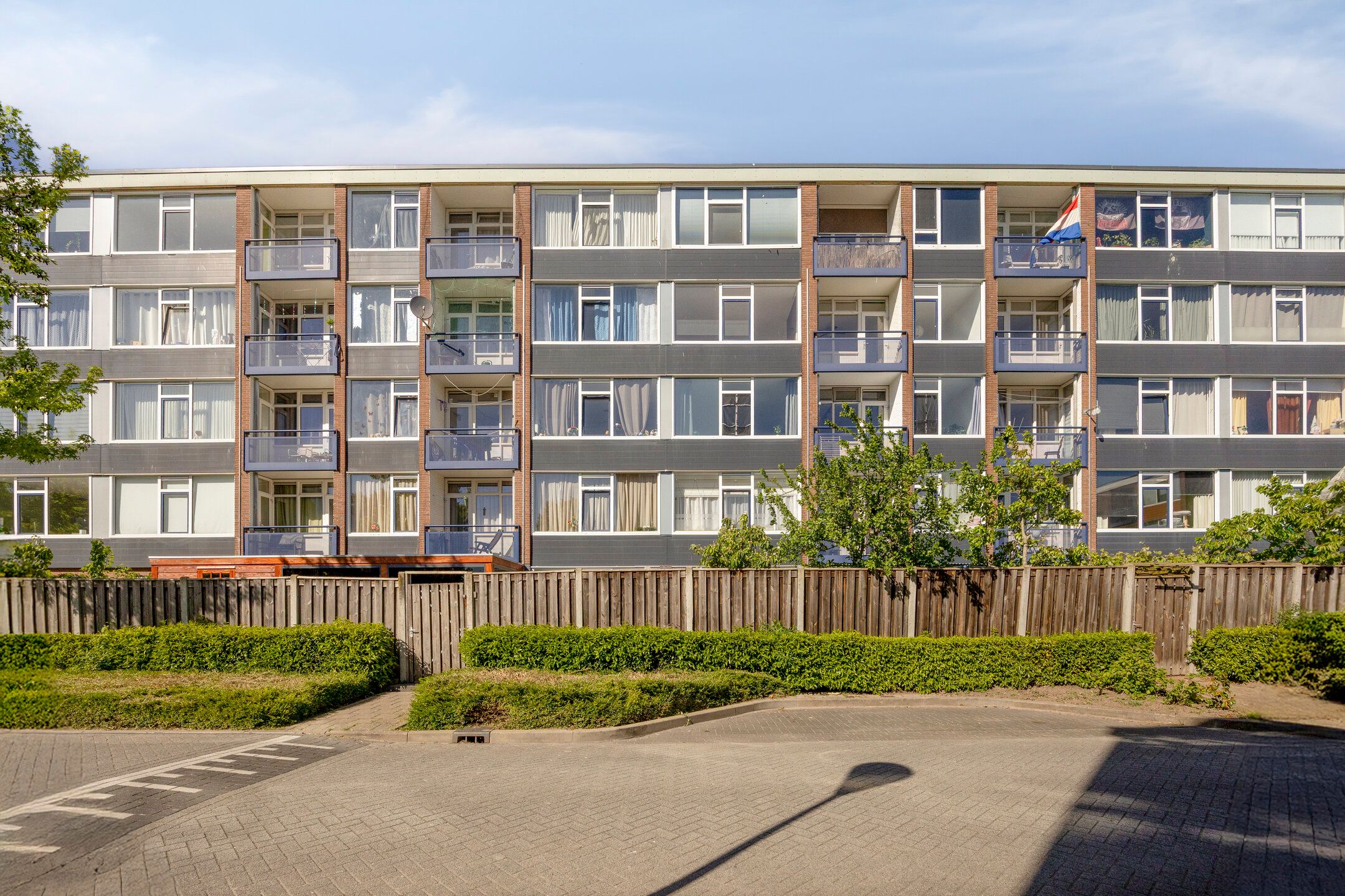Photo 36 of Haringvlietstraat 78