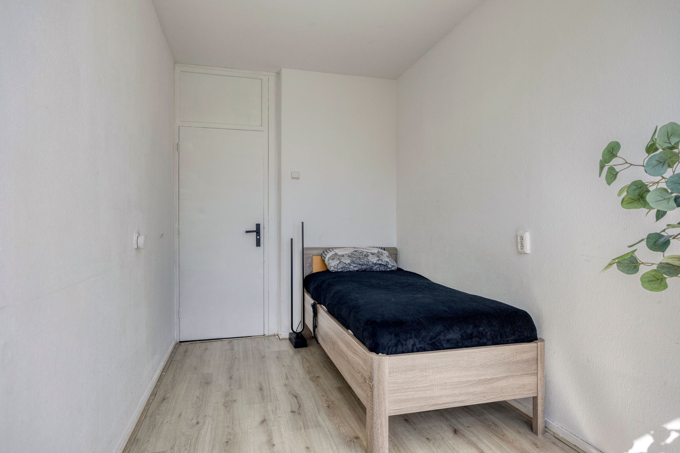 Photo 27 of Haringvlietstraat 78