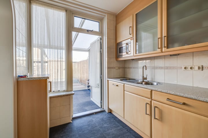 Photo 2 of Kruizemuntstraat 149