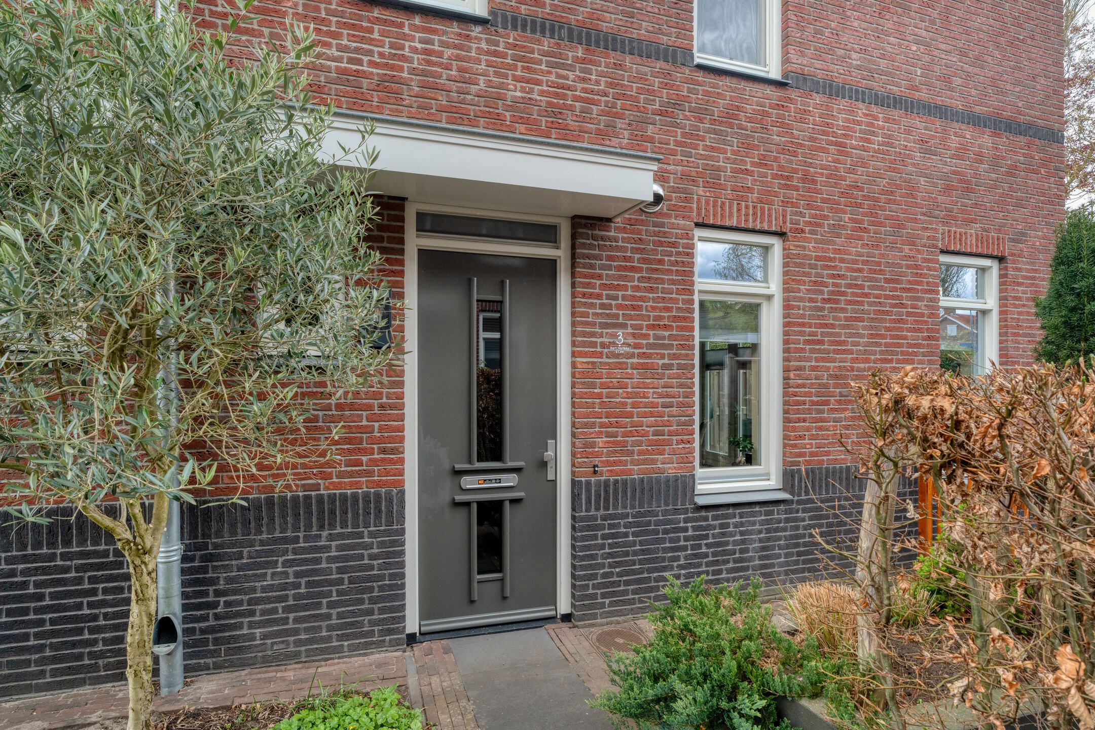Photo 6 of Boezeroen 3
