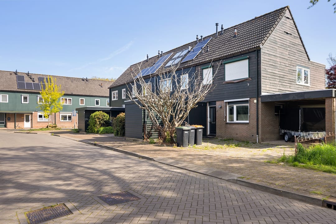Photo 26 of Zwanebloem 45
