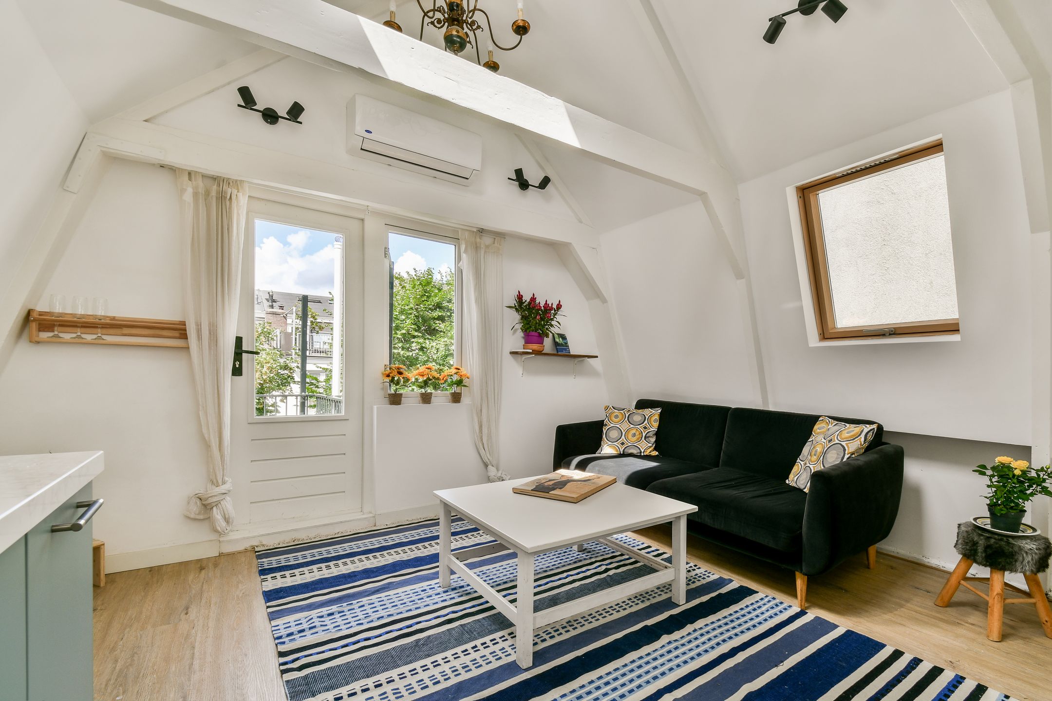 Apartment in Amsterdam, Weesperzijde, Oost - View 2