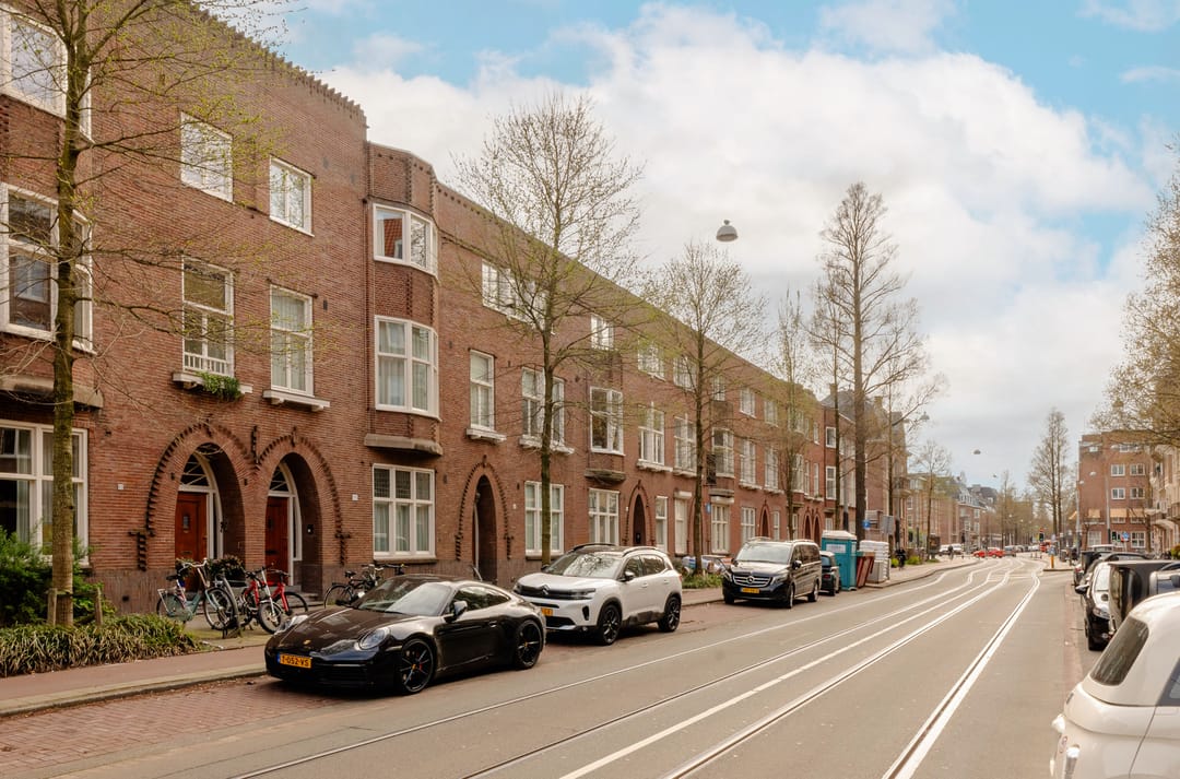 Photo 37 of De Lairessestraat 91