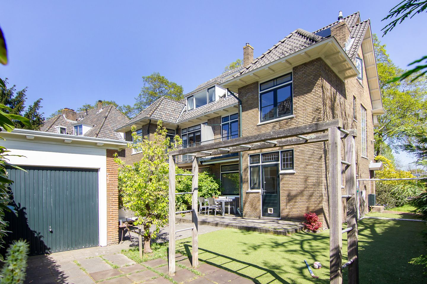 Photo 40 of Frederik Hendriklaan 55