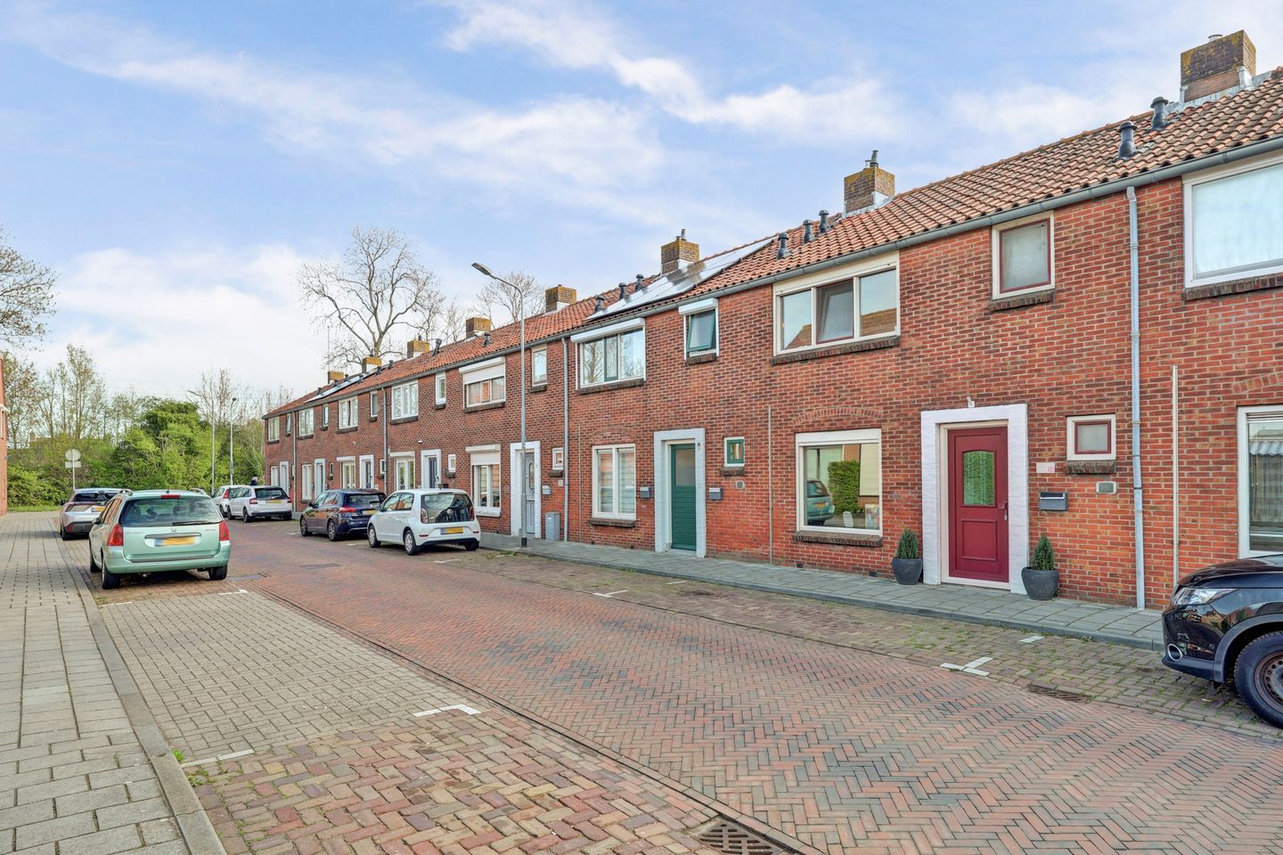 Foto 5 van Burg. Langebeekestraat 24