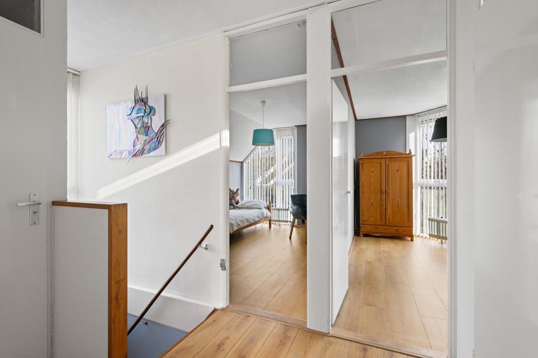 Spacious Detached Villa with Ground Floor Living Option and Landscaped Garden — 31