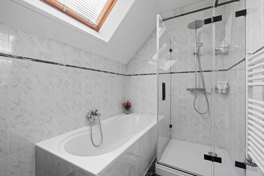 Spacious Detached Villa with Ground Floor Living Option and Landscaped Garden — 38