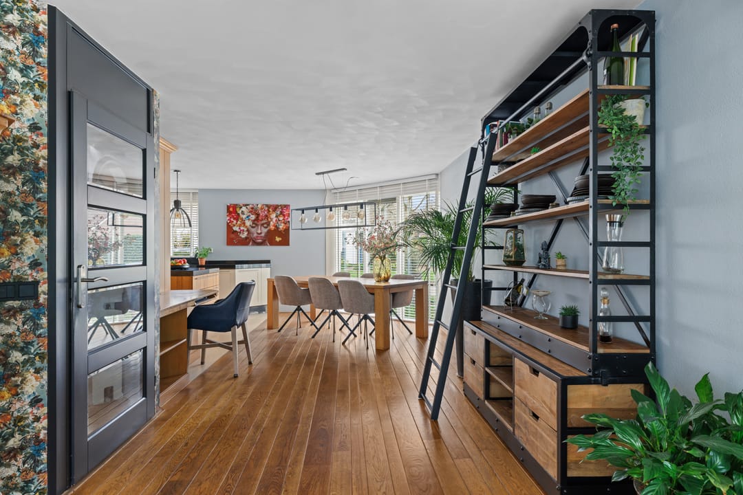 Spacious Detached Villa with Ground Floor Living Option and Landscaped Garden — 8