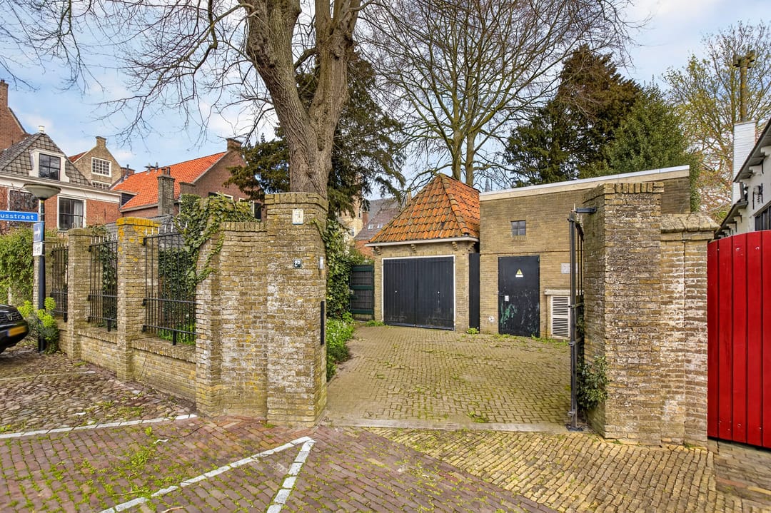 Photo 58 of Voorstraat 49