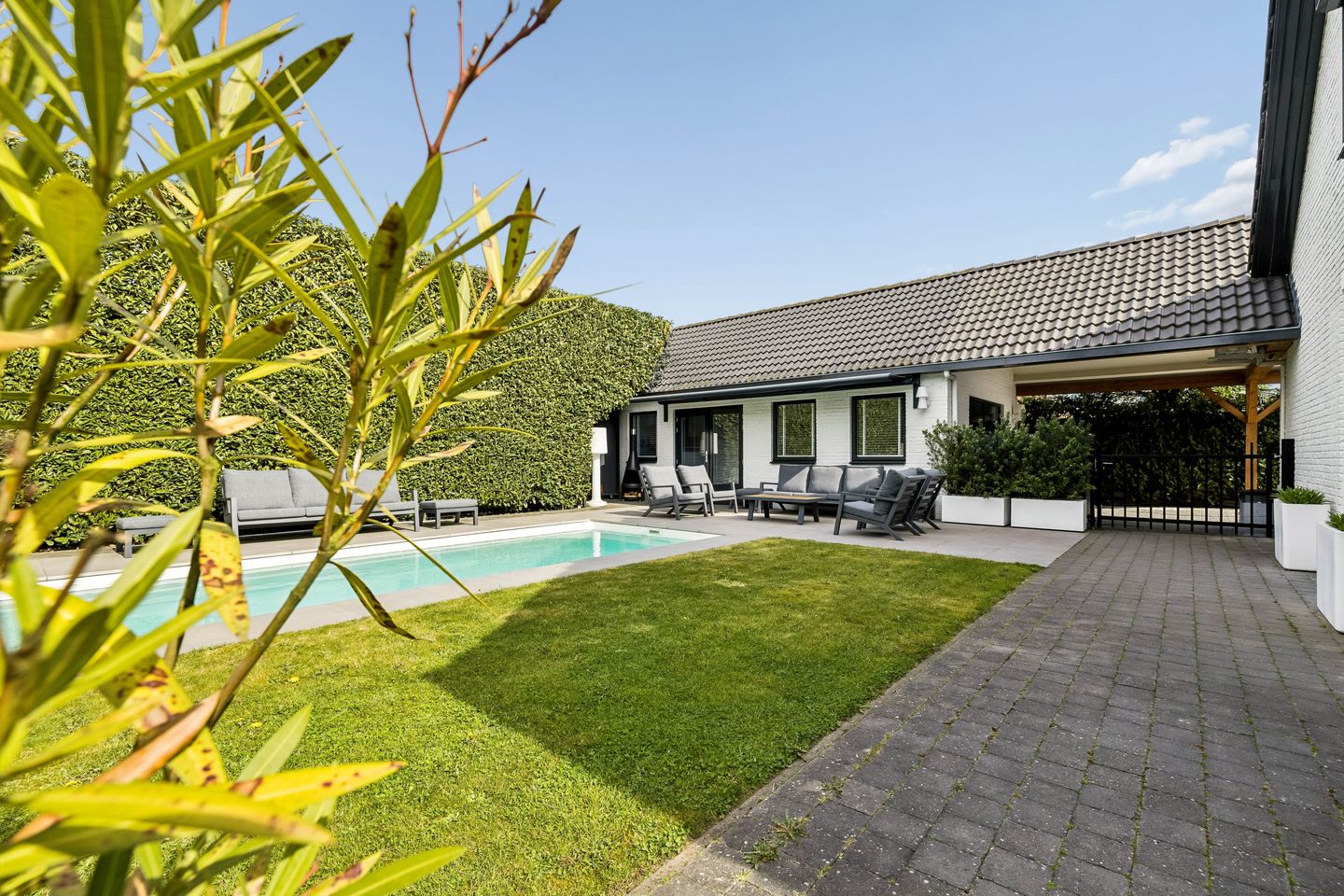 Spacious Villa with Pool and Guesthouse in Peaceful Engelen — 20