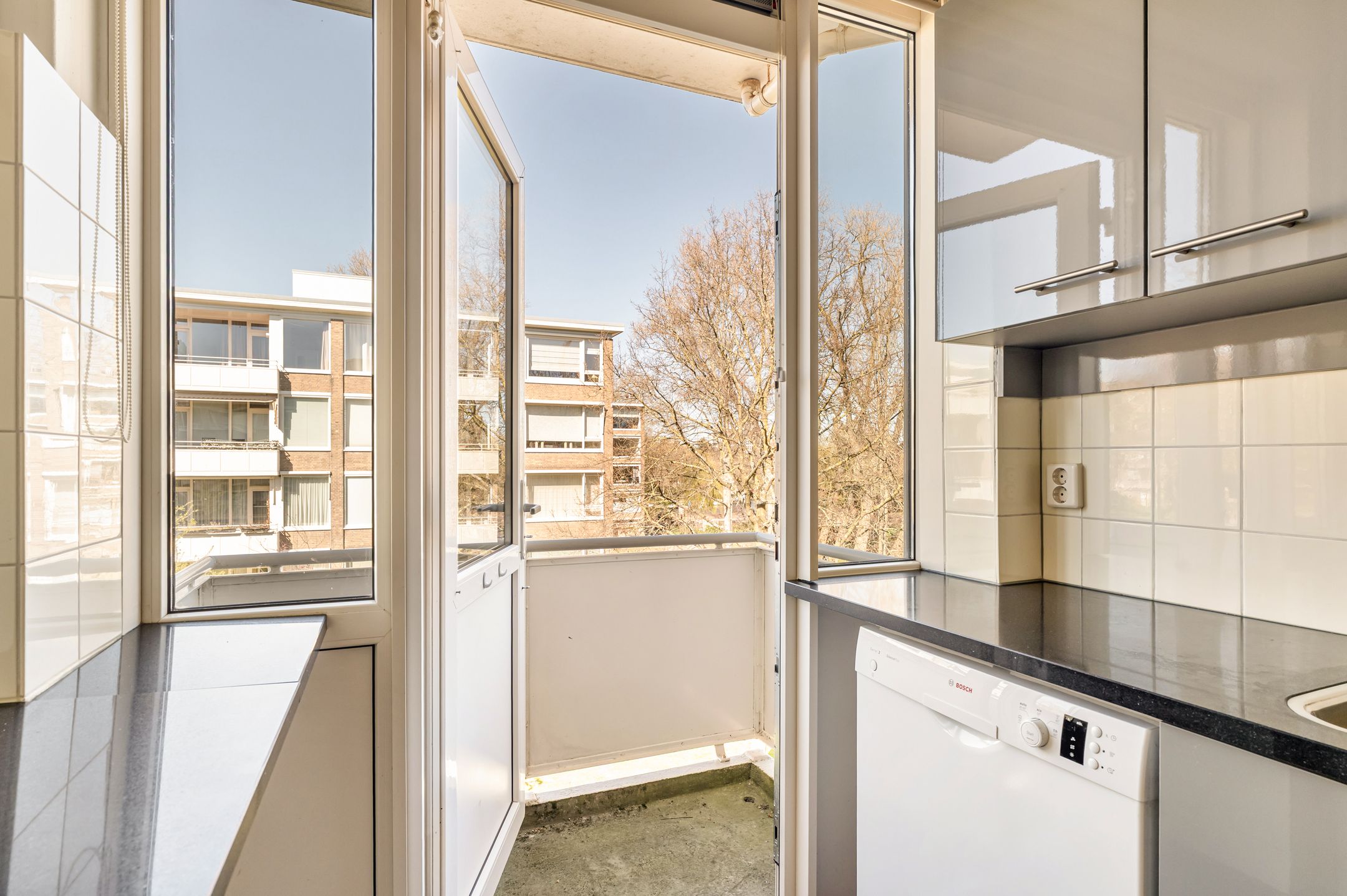 Photo 15 of Beethovenstraat 131-3