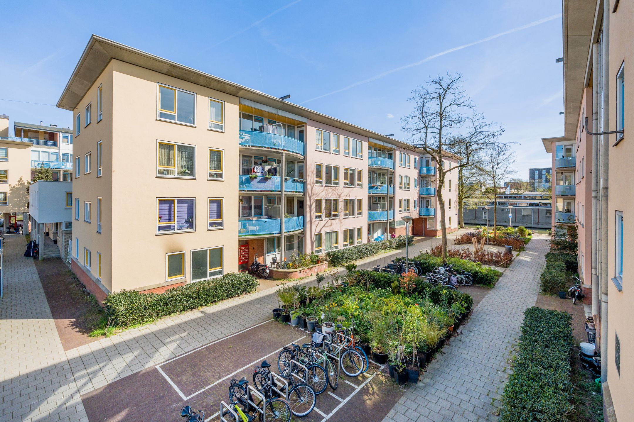 J.C. van Epenstraat 42 