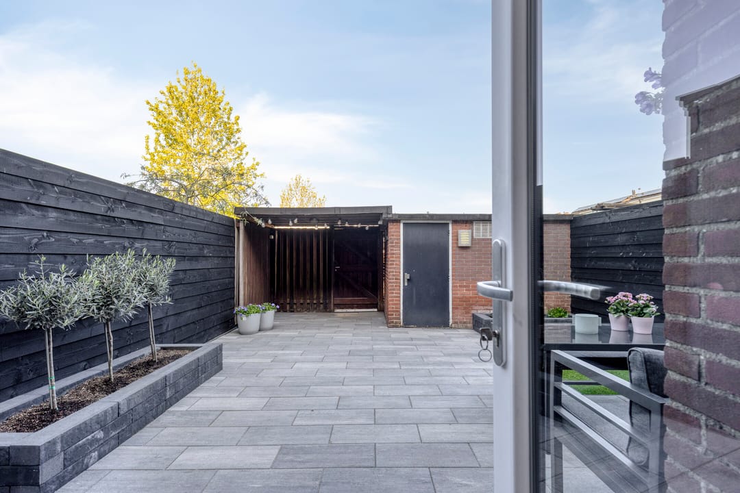 Photo 37 of Warmoeziershof 46
