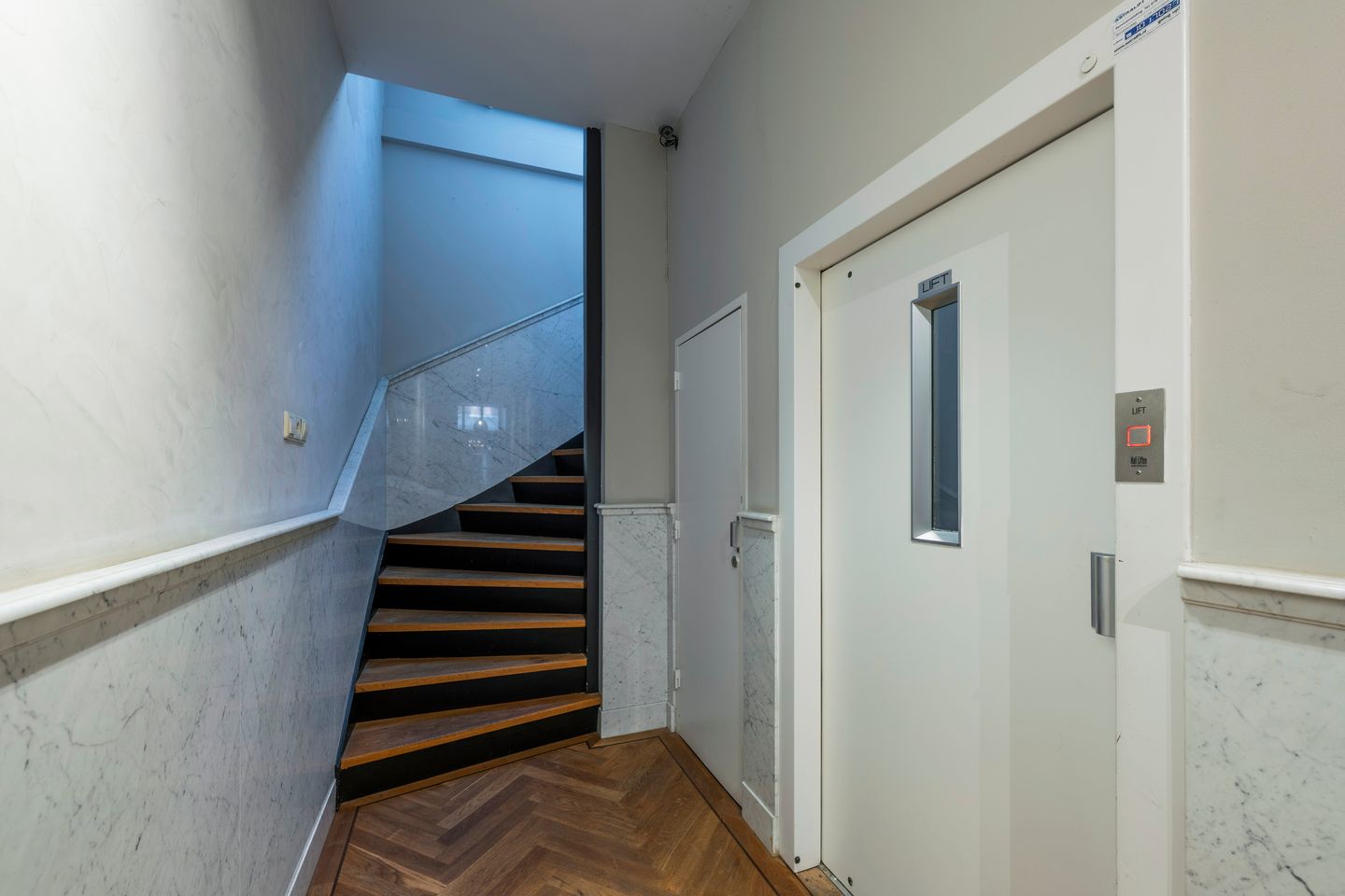Bekijk foto 5 van Nieuwe Spiegelstraat 36
