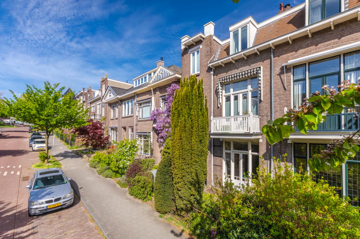 Photo 3 of Burgemeester Weertsstraat 64