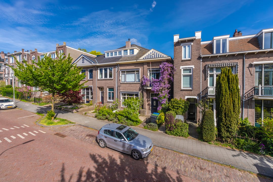 Charming Ground Floor Apartment with Spacious Garden in Burgemeesterswijk — 41