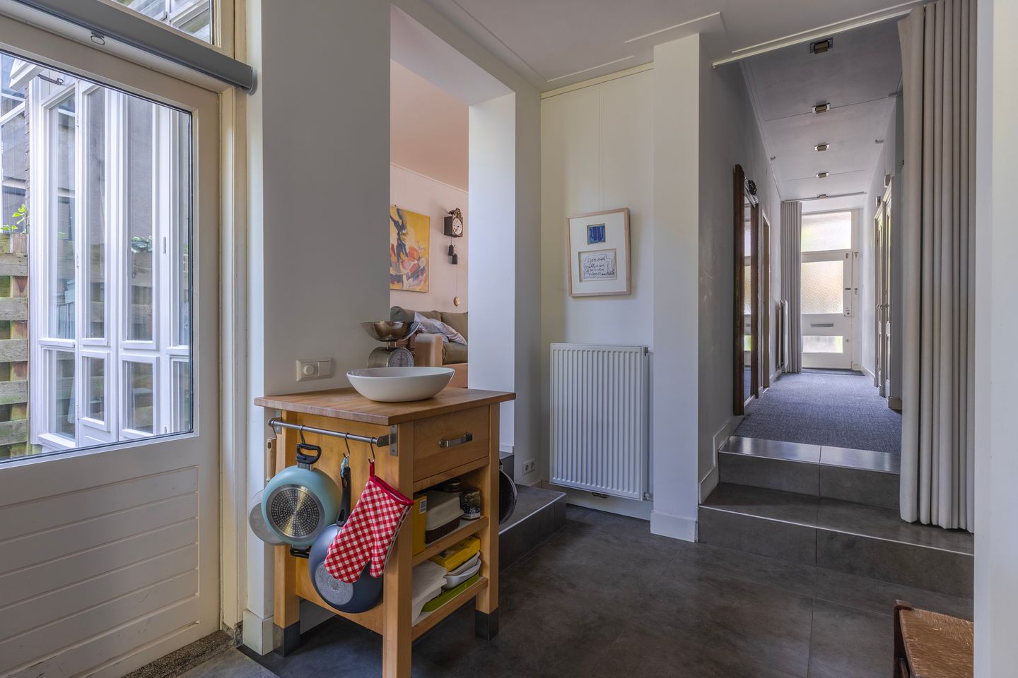 Charming Ground Floor Apartment with Spacious Garden in Burgemeesterswijk — 14