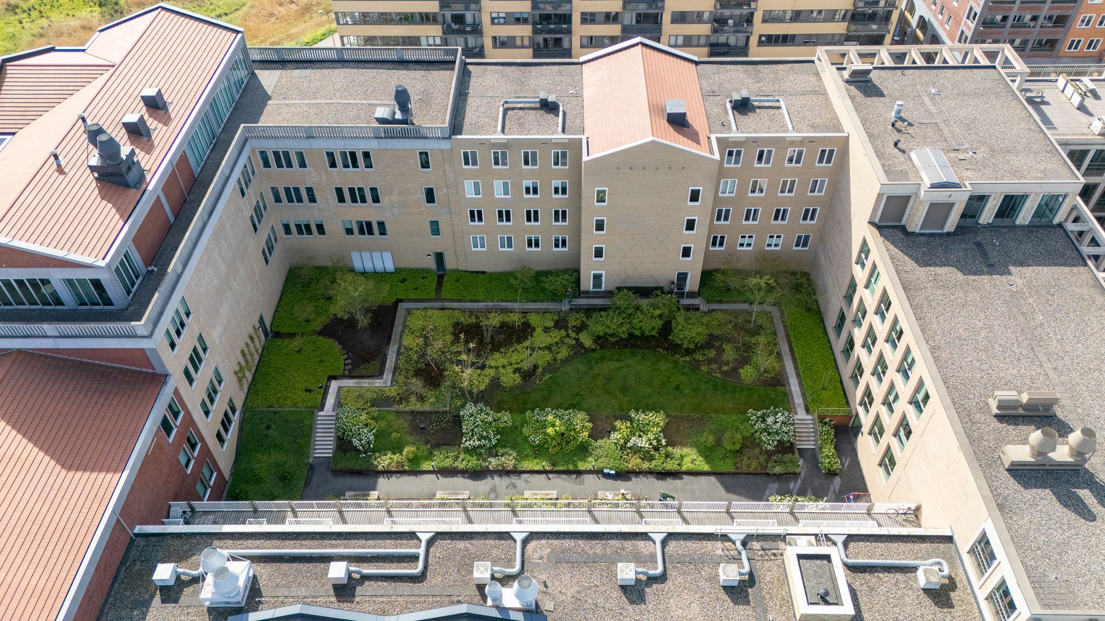 Photo 57 of Parijsboulevard 175
