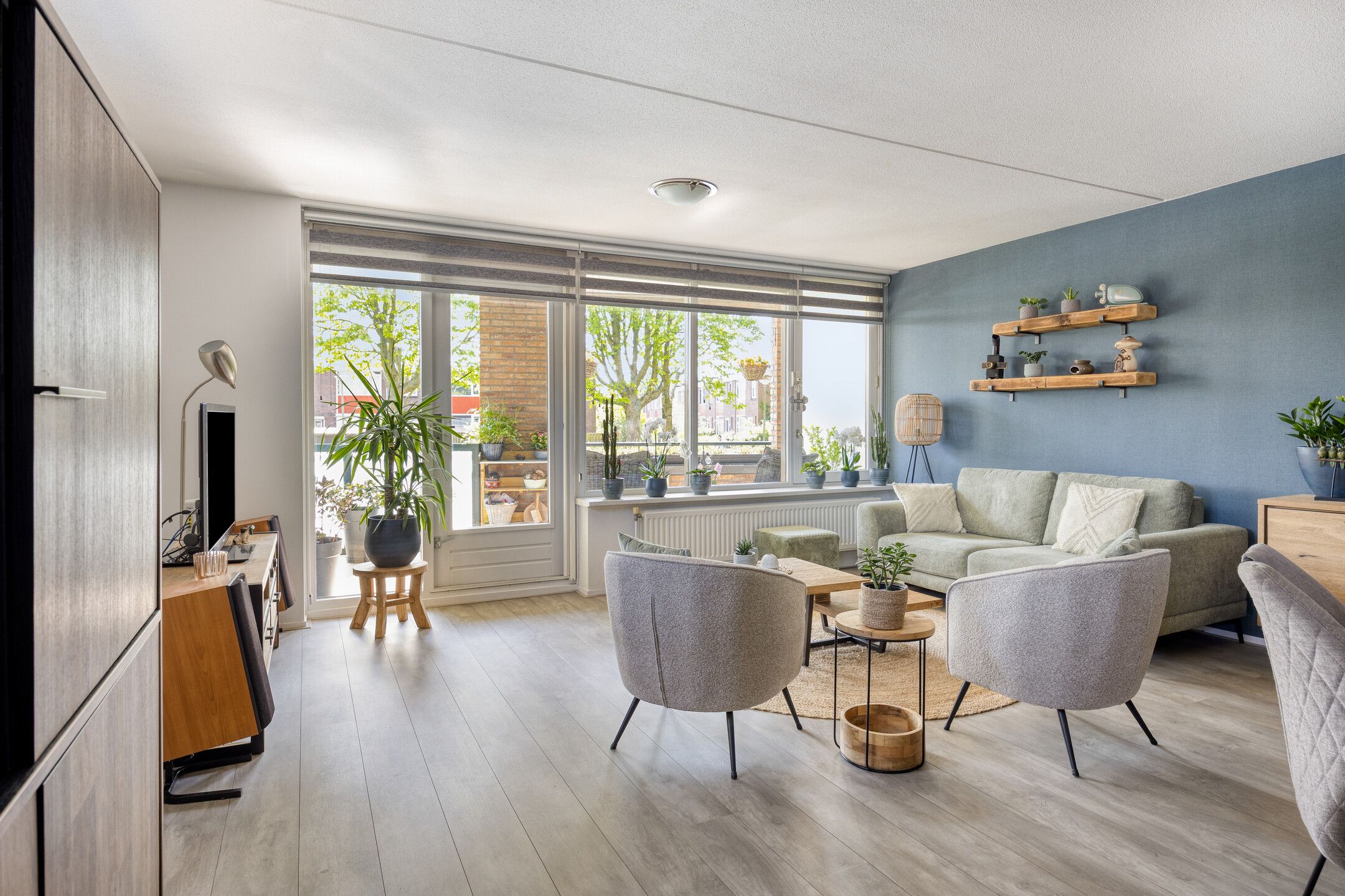 Ruime 3-kamer woning met zonnig zuidenbalkon in rustige Rotterdam-Zuid wijk — 18