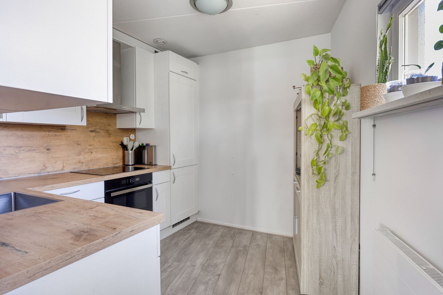 Ruime 3-kamer woning met zonnig zuidenbalkon in rustige Rotterdam-Zuid wijk — 25