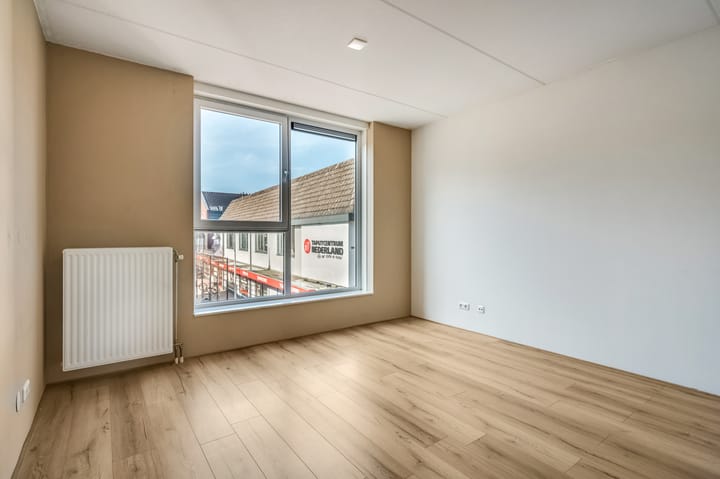Foto 5 van Grotestraat 78-D