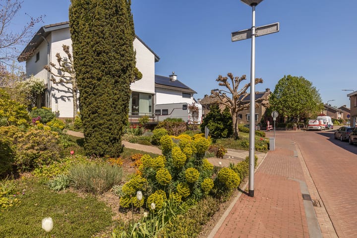 Vrijstaande woning te koop: Veersestraat 31, Guttecoven