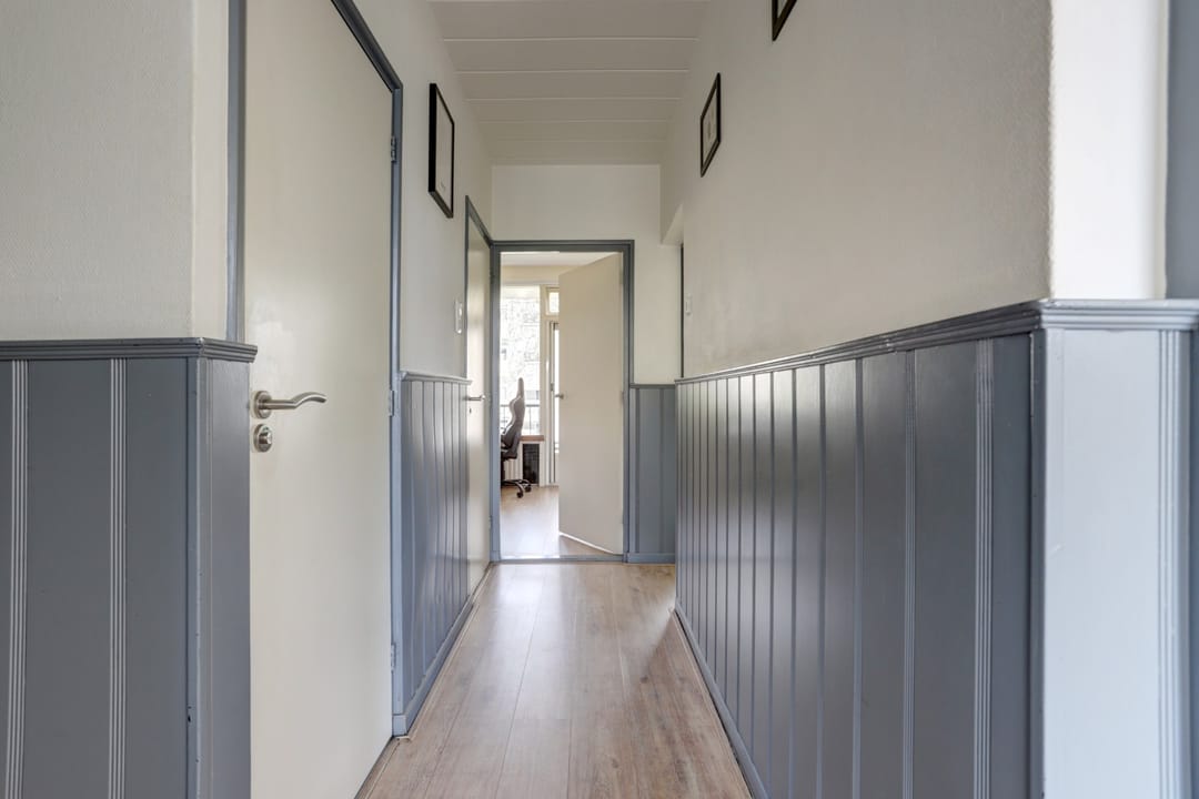 Photo 13 of Van Opbergenstraat 10