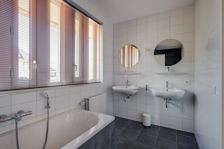 Foto 4 van Podzollaan 12
