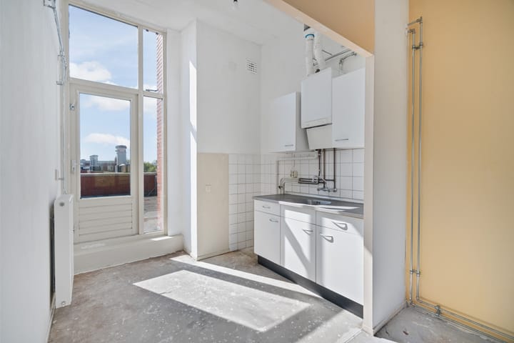 Photo 3 of Kloekhorststraat 323