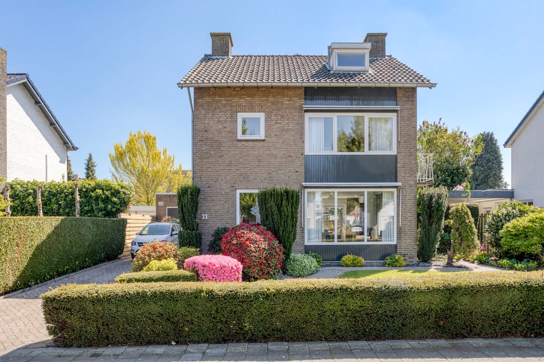 Ruimtelijke vrijstaande woning in Beek met dubbele bewoning en fijne tuin — 52