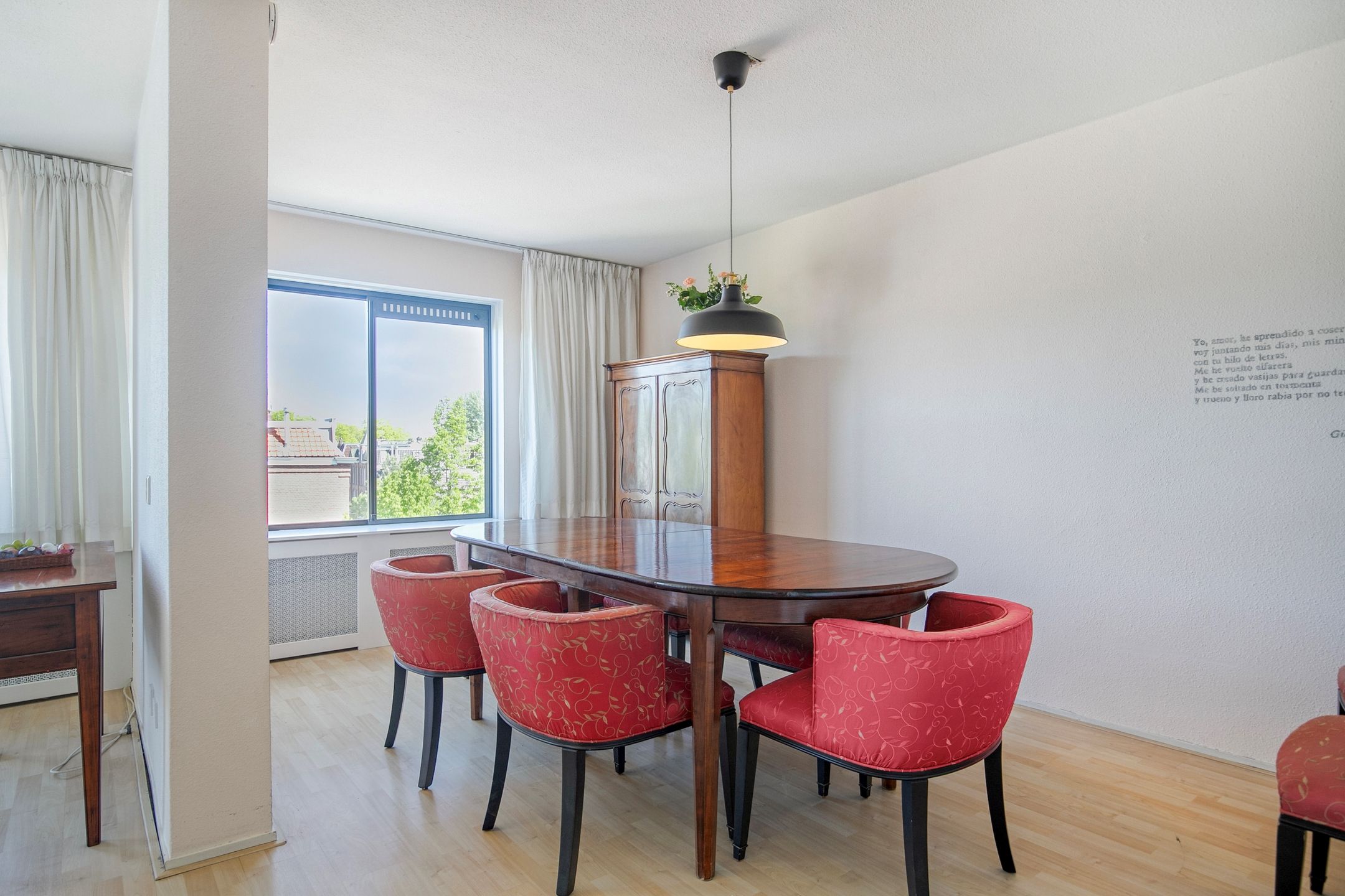 Spacious 4-room apartment with skyline views near Utrecht historic center — 15