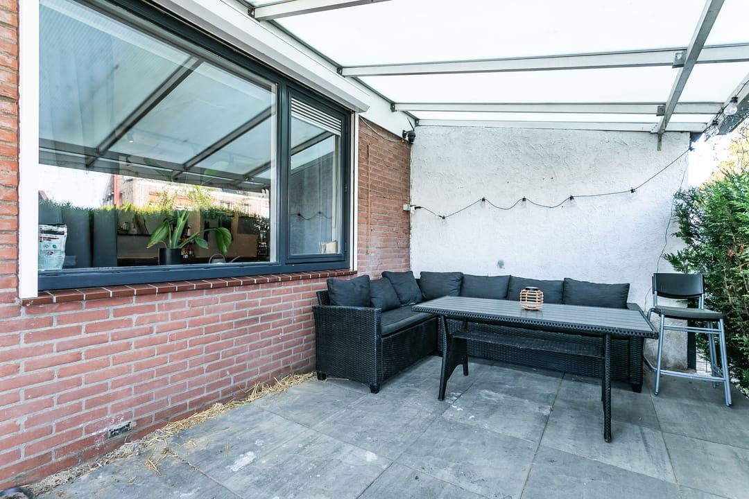 Renovated Semi-Detached Home with Double Garage in Brunssum — 31