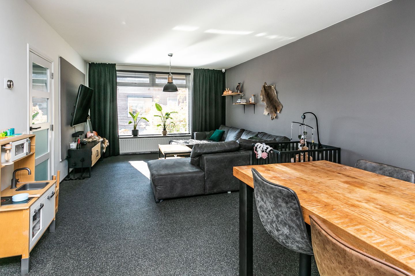 Renovated Semi-Detached Home with Double Garage in Brunssum — 10
