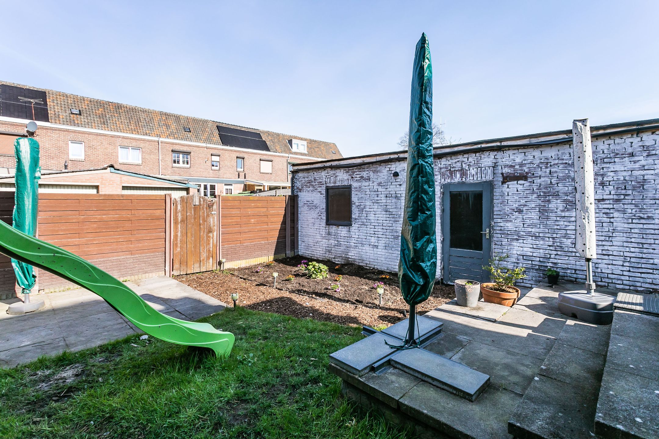 Renovated Semi-Detached Home with Double Garage in Brunssum — 36