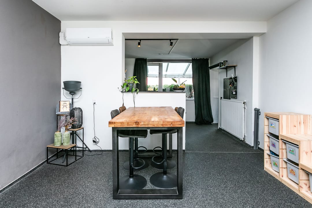 Renovated Semi-Detached Home with Double Garage in Brunssum — 8