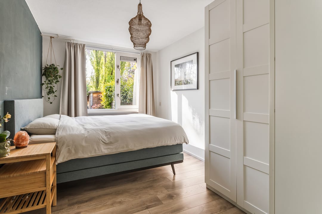 Spacious and well-maintained maisonnette with green views and southeast-facing garden in Lunetten — 17