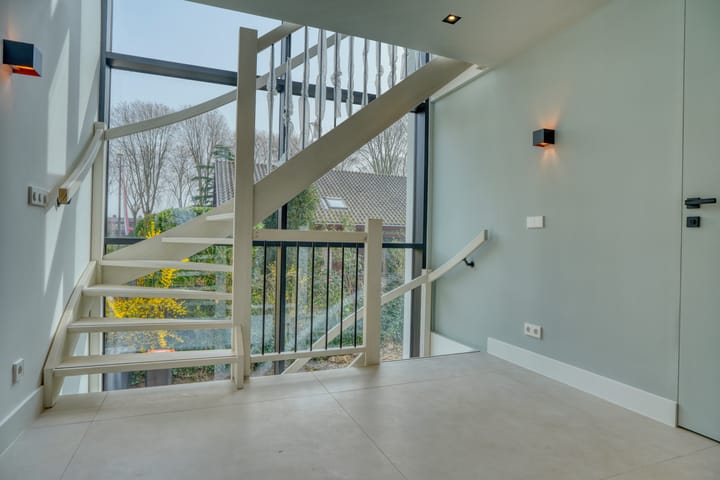 Vrijstaande woning te koop: Peppellaan 9, Dordrecht