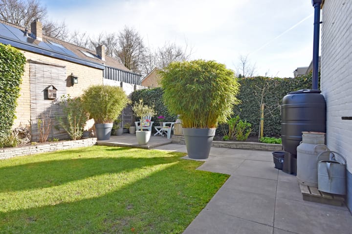 Tussenwoning te koop: Joh. Falkenastraat 41, Burgum