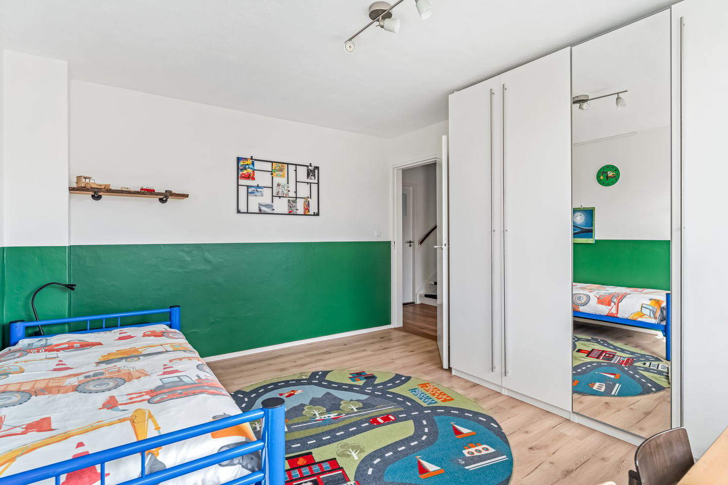 Spacious Family Home with Five Bedrooms in Quiet Amersfoort Neighborhood — 24