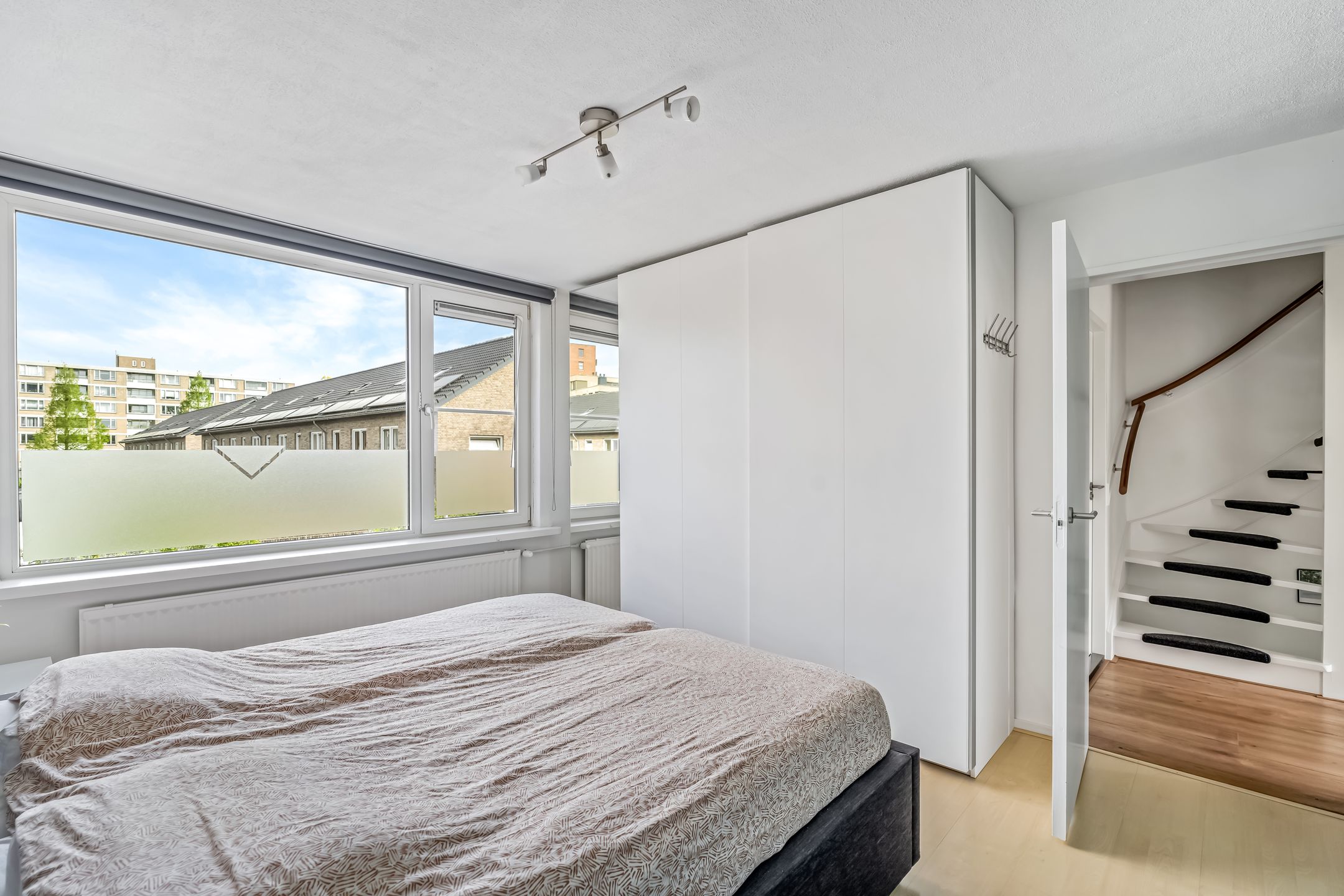 Spacious Family Home with Five Bedrooms in Quiet Amersfoort Neighborhood — 22