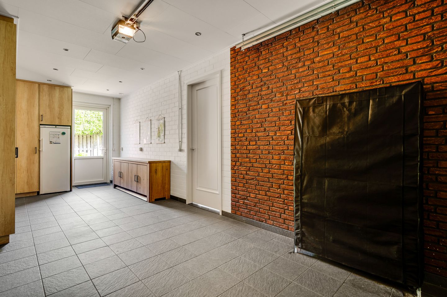Photo 19 of Montgomerystraat 15