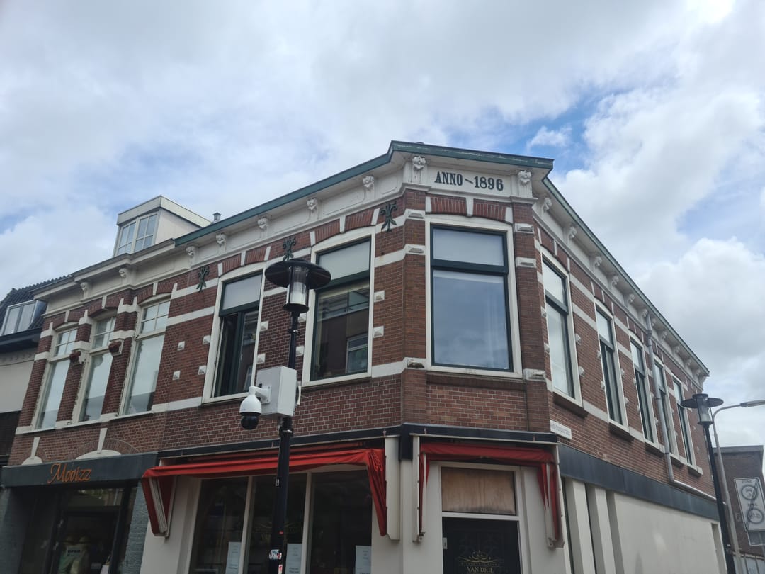 Foto 2 van Meerdorpstraat 1