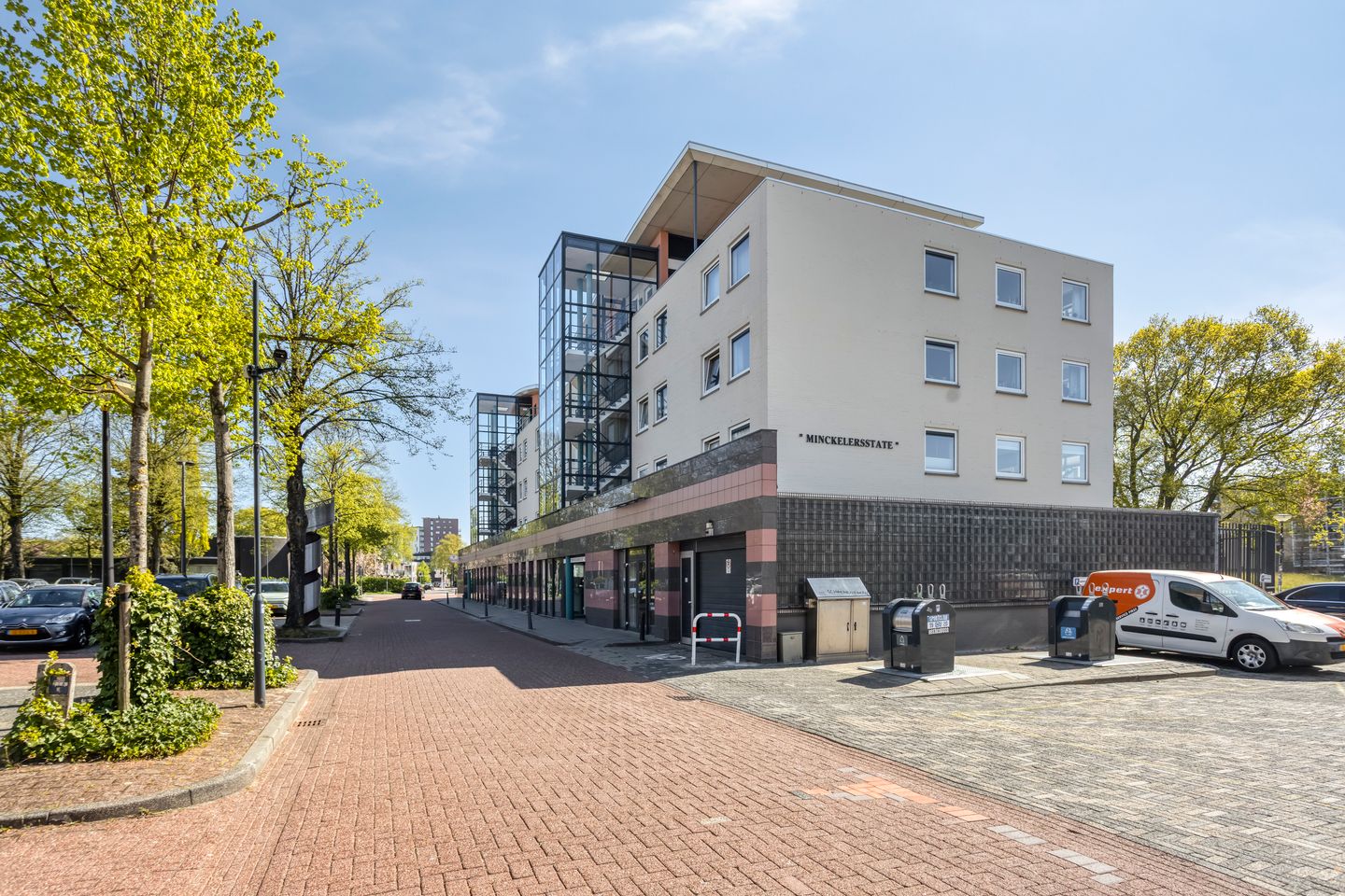 Bekijk foto 2 van Minckelersstate 1