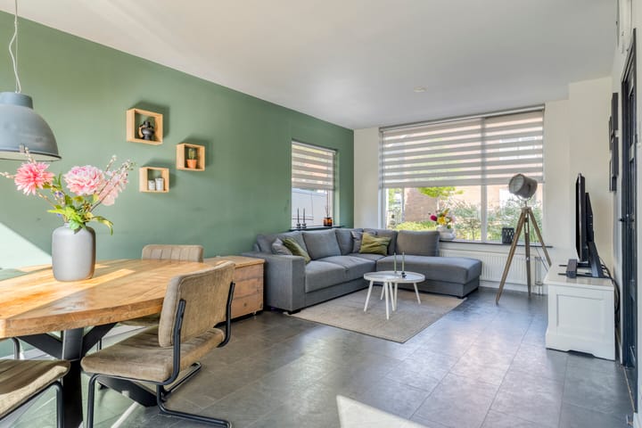 Photo 2 of Jacob van Ruysdaelstraat 14