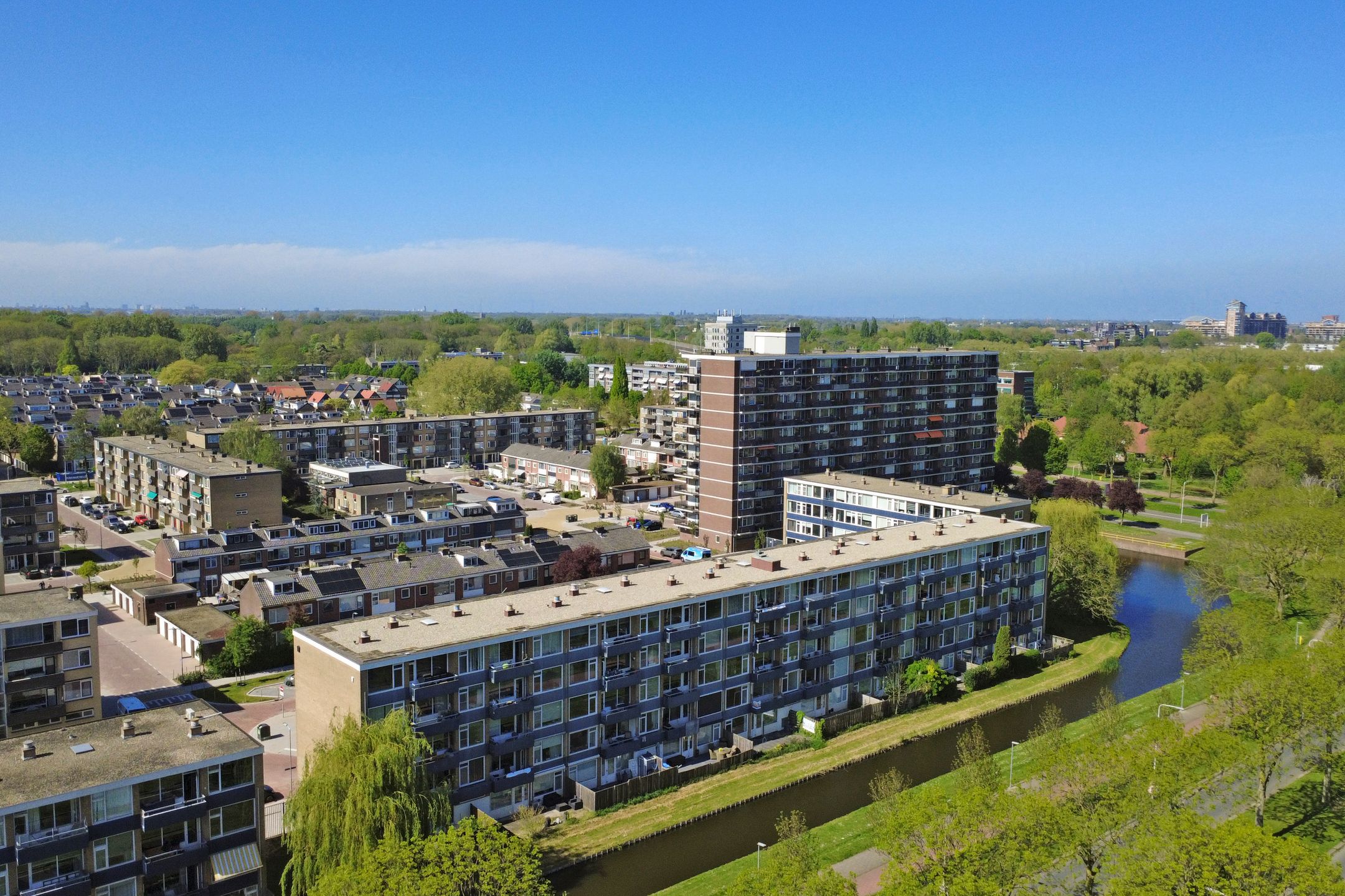 Photo 36 of Zonnebloemstraat 118