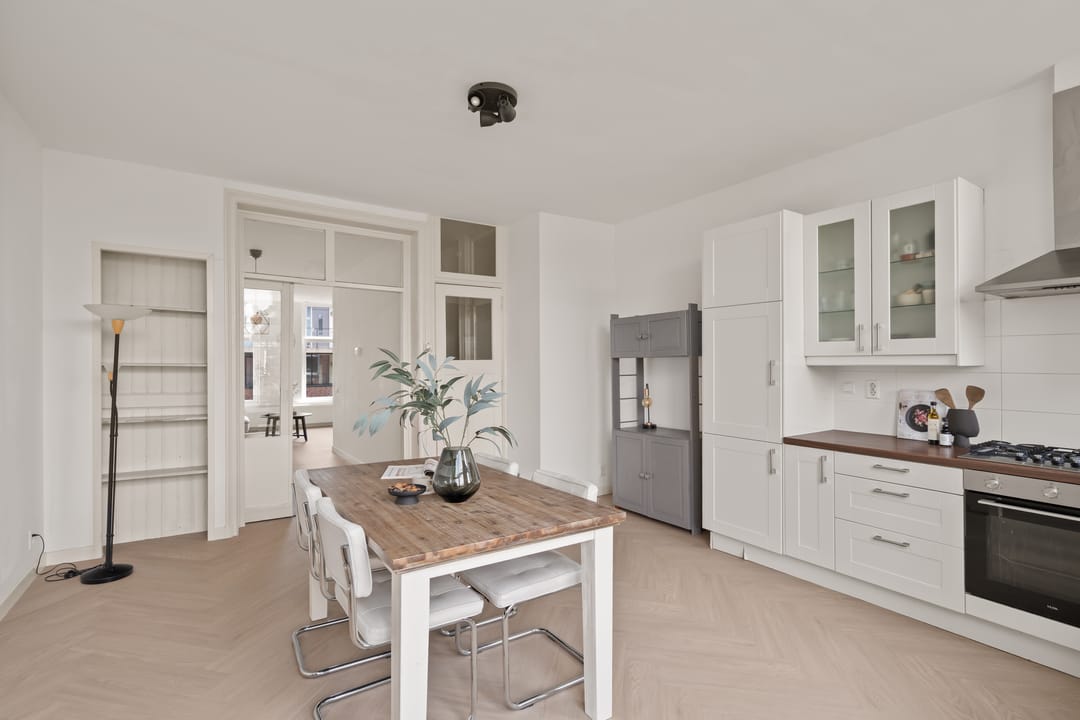 Photo 16 of Snellinckstraat 25-B02