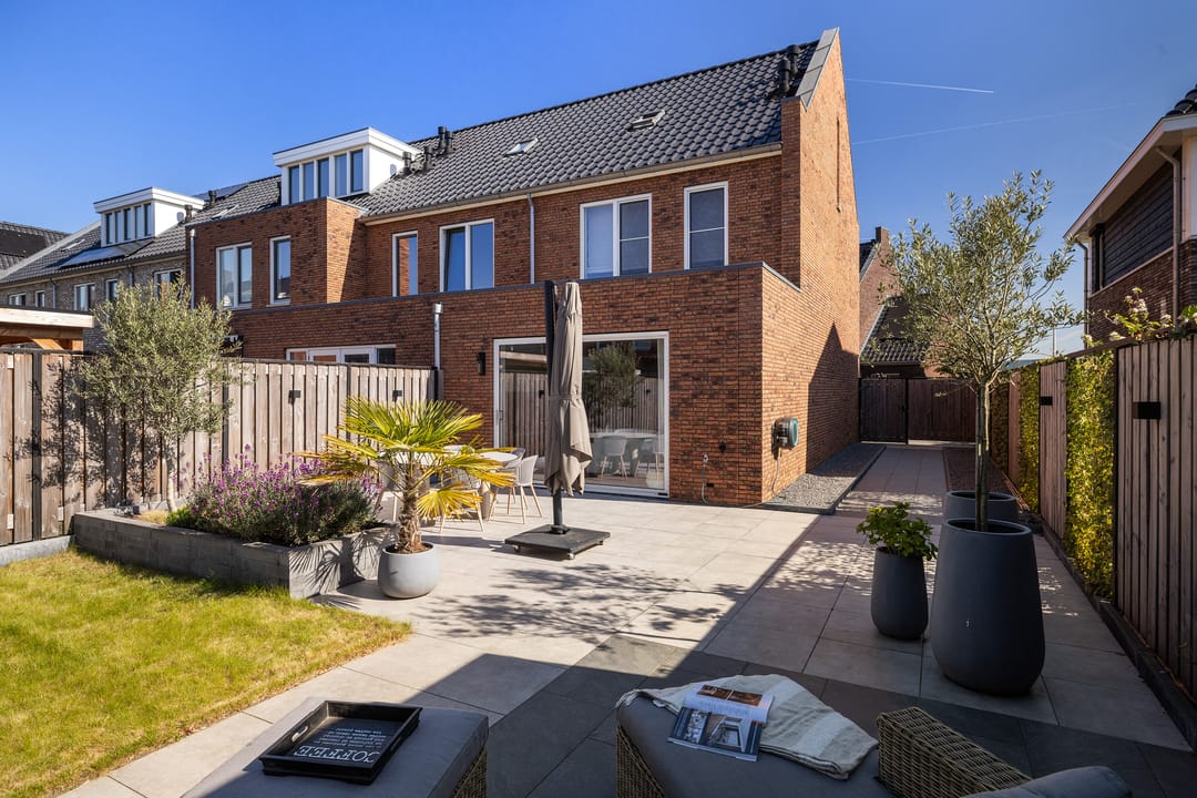 Foto 1 van Dorpsomroeper 12