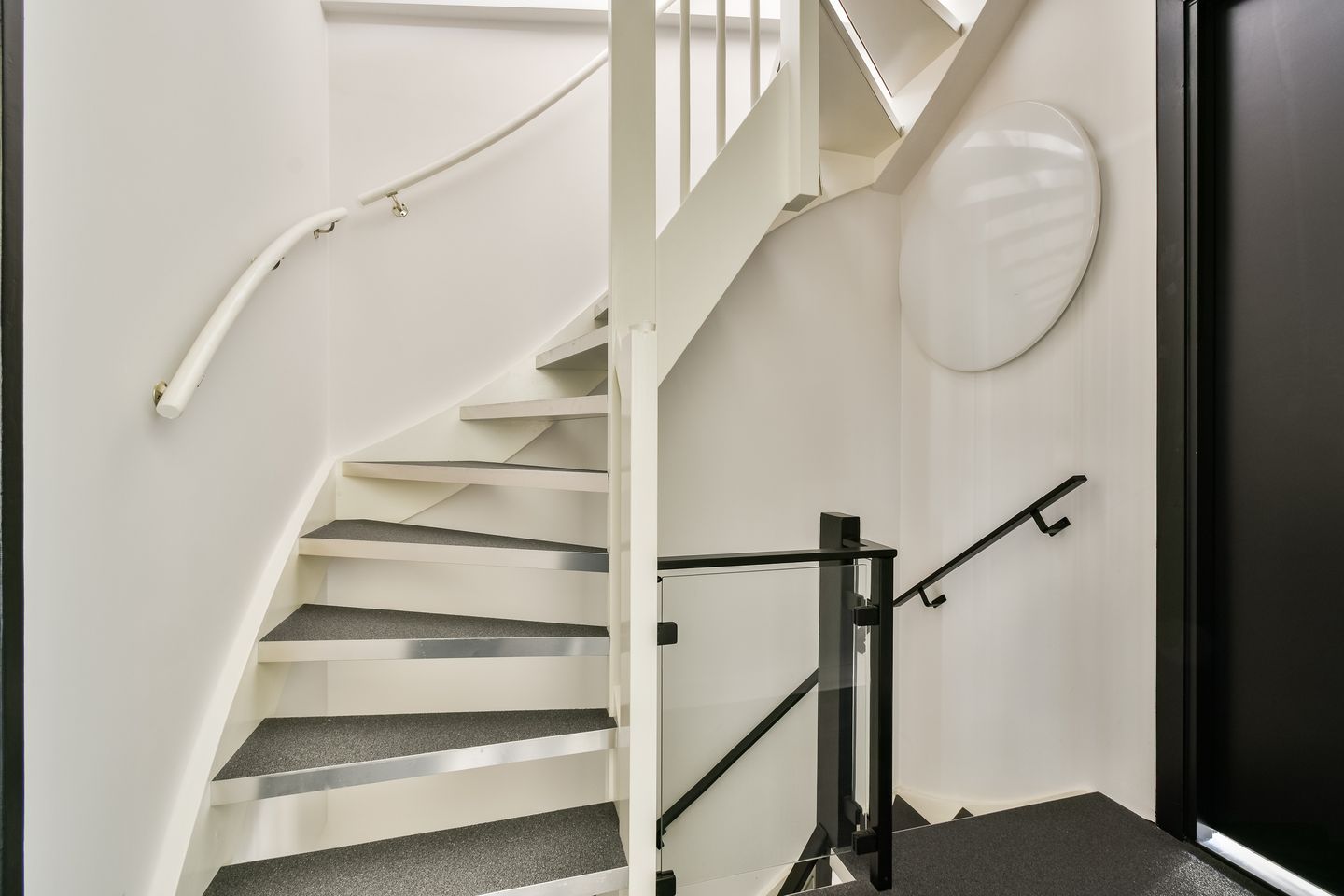 Photo 14 of Boerhaavestraat 141