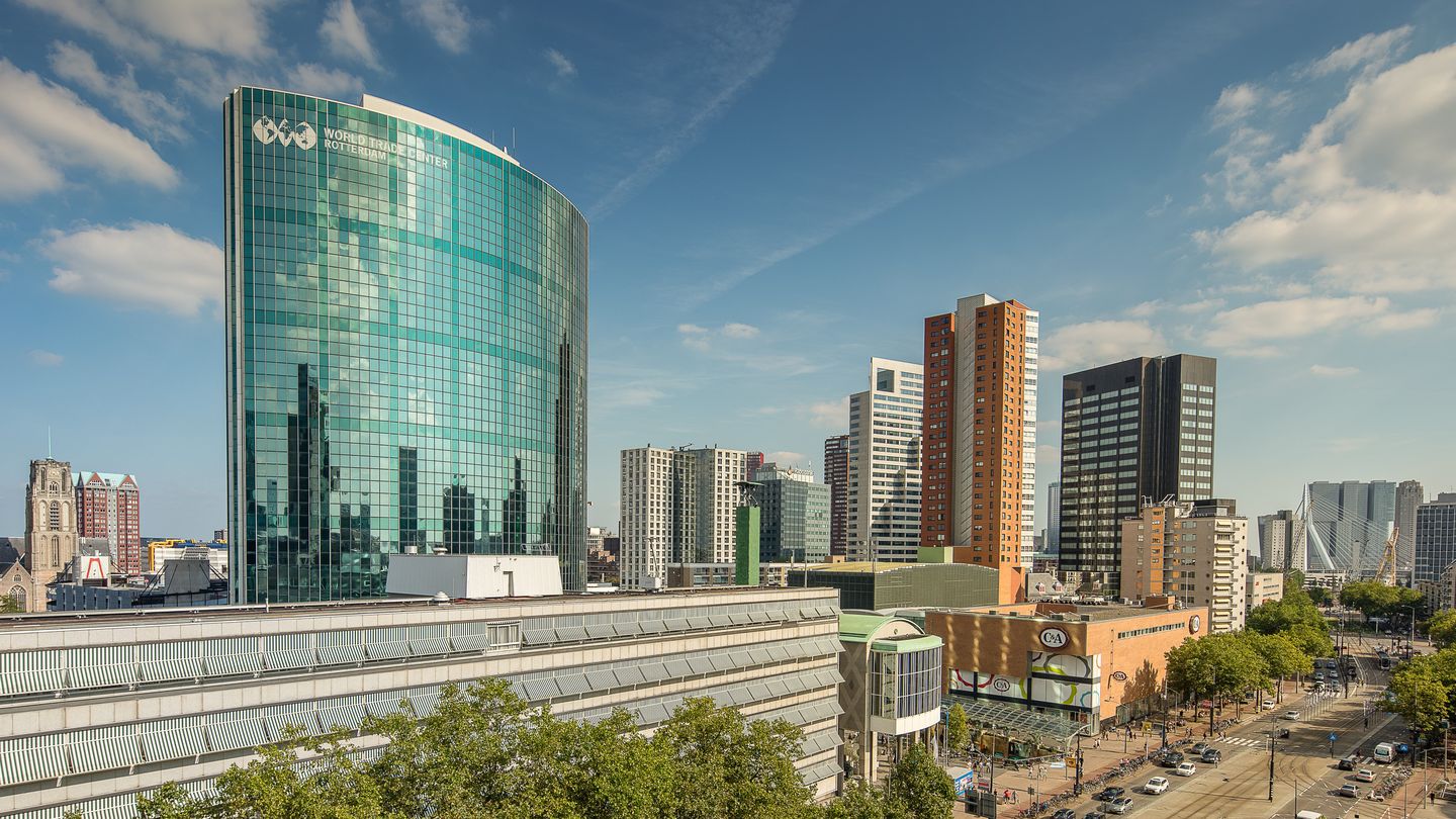 Bekijk foto 1 van Beursplein 37